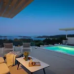 Konstanca Vila *