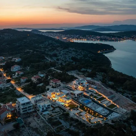 Konstanca * يزيرا