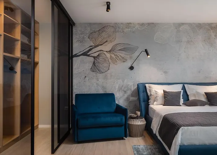 Konstanca * יזרה