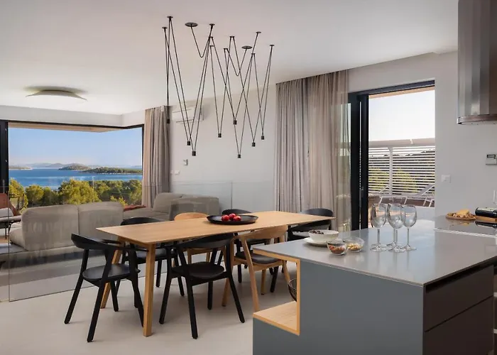 Konstanca * イェゼラ