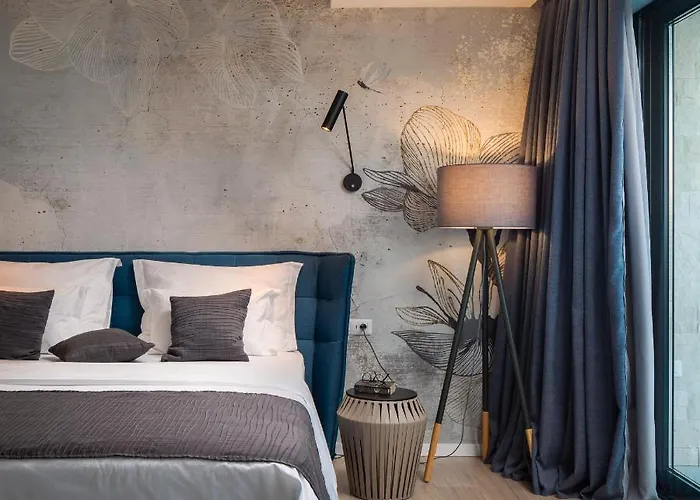 Konstanca * יזרה